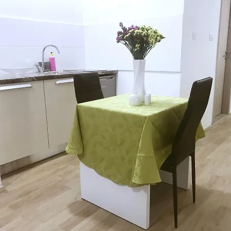 Πανσιόν Perello Old Town