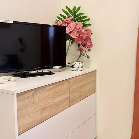 Perello Old Town Gostinjska kuća 3*