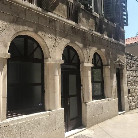 Gostinjska kuća Perello Old Town Split