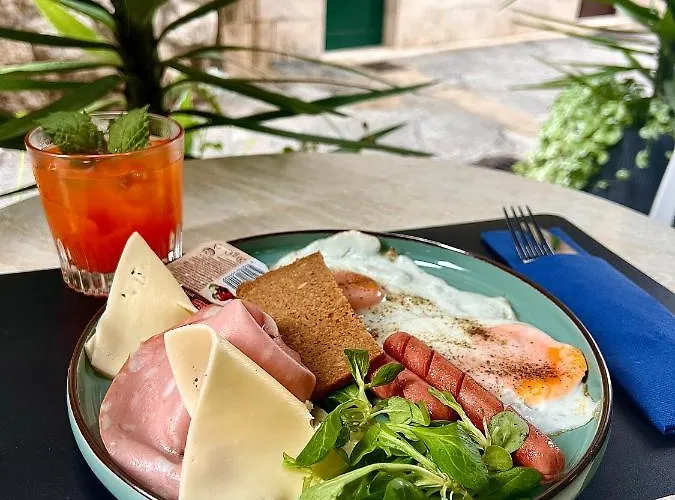 Perello Old Town 3* Split