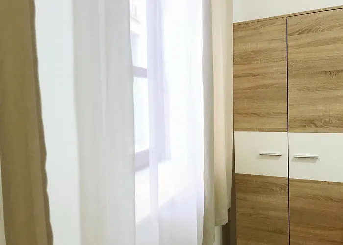 Penzion Perello Old Town 3*